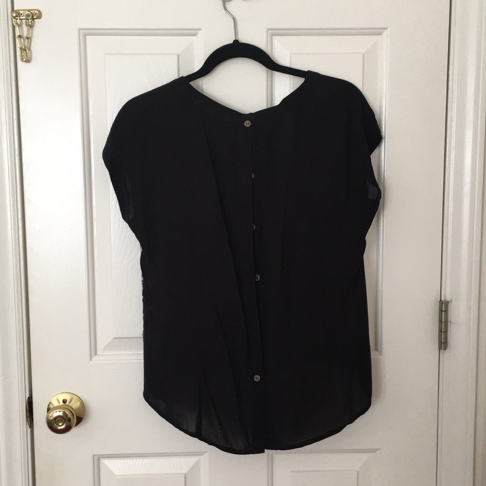 Geometric Pattern Blouse - Picture 2 of 2